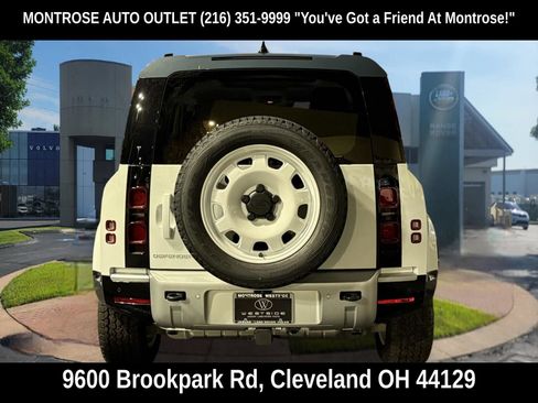 Certified 2025 Land Rover Defender 90 S AWD/4WD image 4