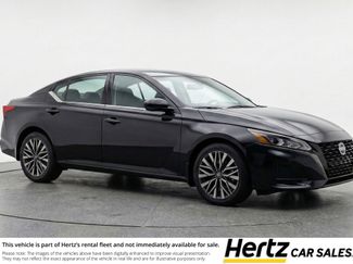 Used 2025 Nissan Altima 2.5 SV video 1