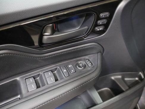 New 2026 Honda Odyssey Touring image 9