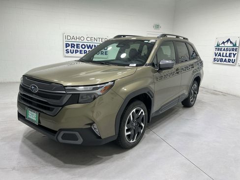 New 2026 Subaru Forester Limited AWD/4WD image 4