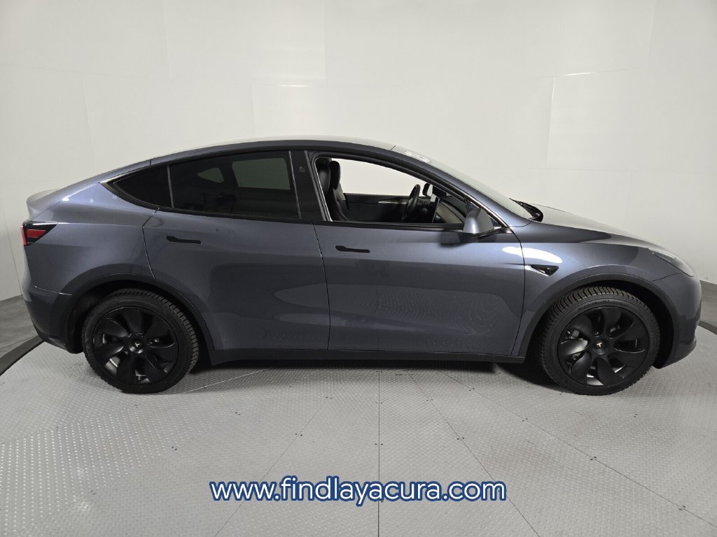 Used 2023 Tesla Model Y Long Range AWD/4WD image 10