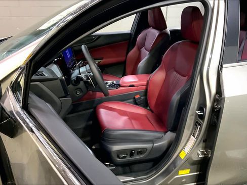 Used 2023 Lexus NX 350 AWD image 8