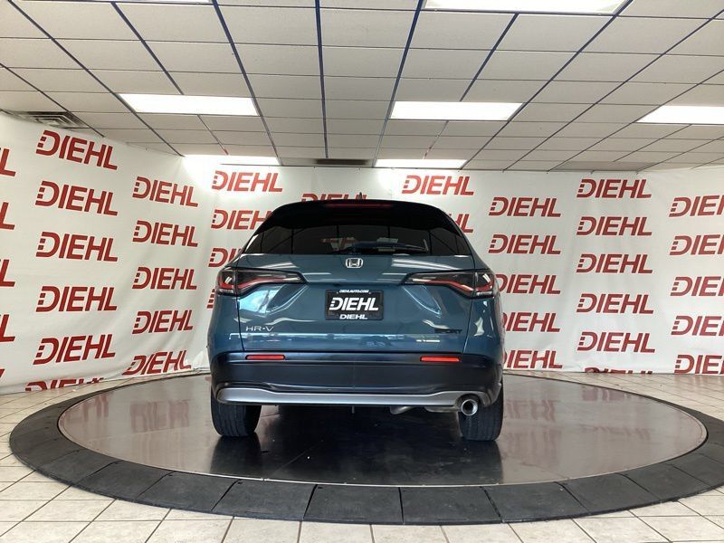 Used 2025 Honda HR-V Sport image 6