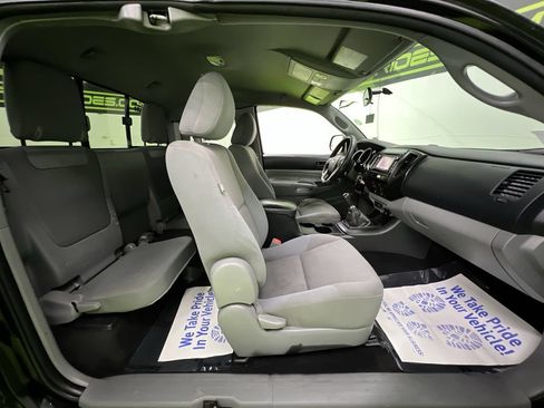 Used 2014 Toyota Tacoma 4x4 Access Cab w/ Convenience Package image 24