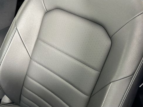 Used 2022 Volkswagen Jetta SE image 18