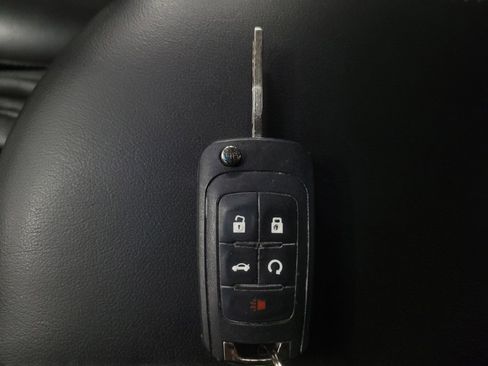 Used 2016 Chevrolet Malibu LT FWD image 32