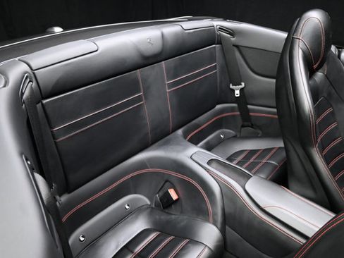 Used 2016 Ferrari California T image 72