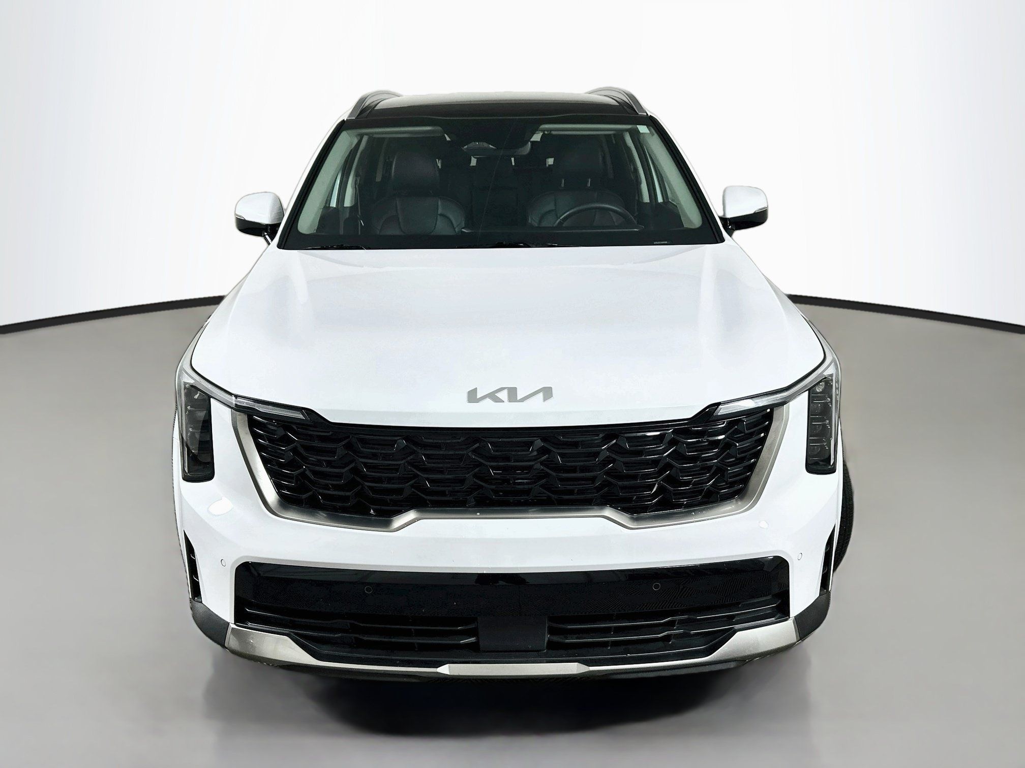 Certified 2025 Kia Sorento S w/ Panoramic Sunroof Package FWD image 2