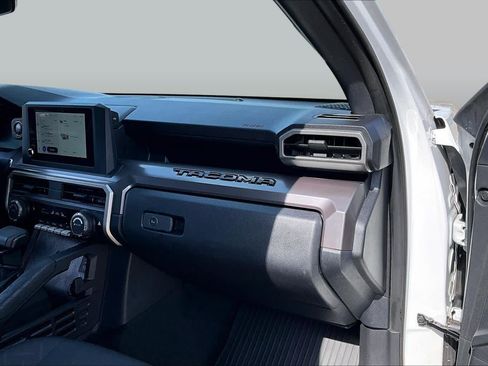 Used 2025 Toyota Tacoma SR5 RWD image 17