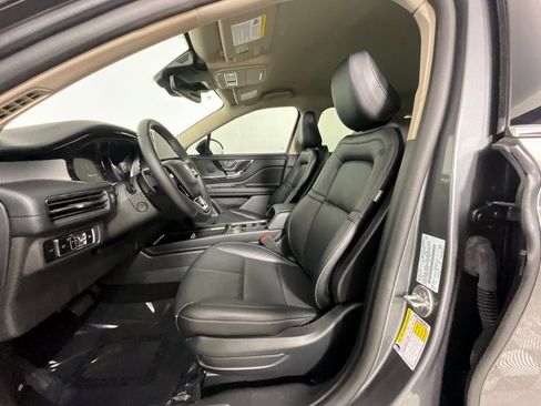 Used 2025 Lincoln Corsair FWD w/ Equipment Group 101A image 16