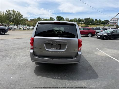 Used 2015 Dodge Grand Caravan R/T FWD image 6