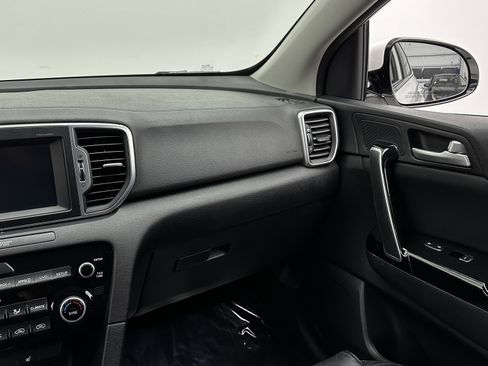 Used 2018 Kia Sportage EX image 29