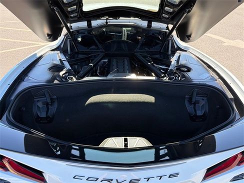 Certified 2025 Chevrolet Corvette Stingray Coupe w/ Z51 Performance Package image 17