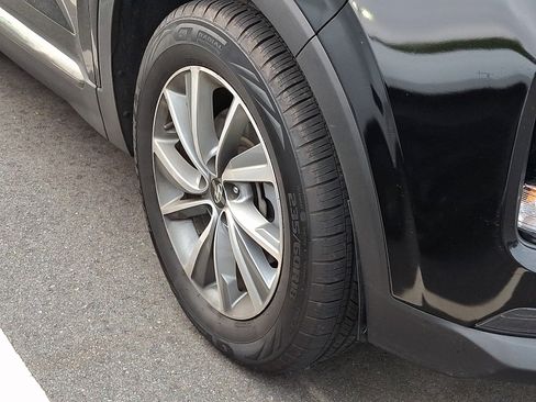 Used 2019 Hyundai Santa Fe Limited AWD/4WD image 10