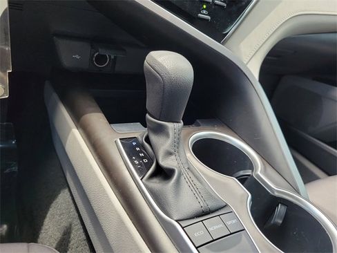 Used 2023 Toyota Camry LE image 20