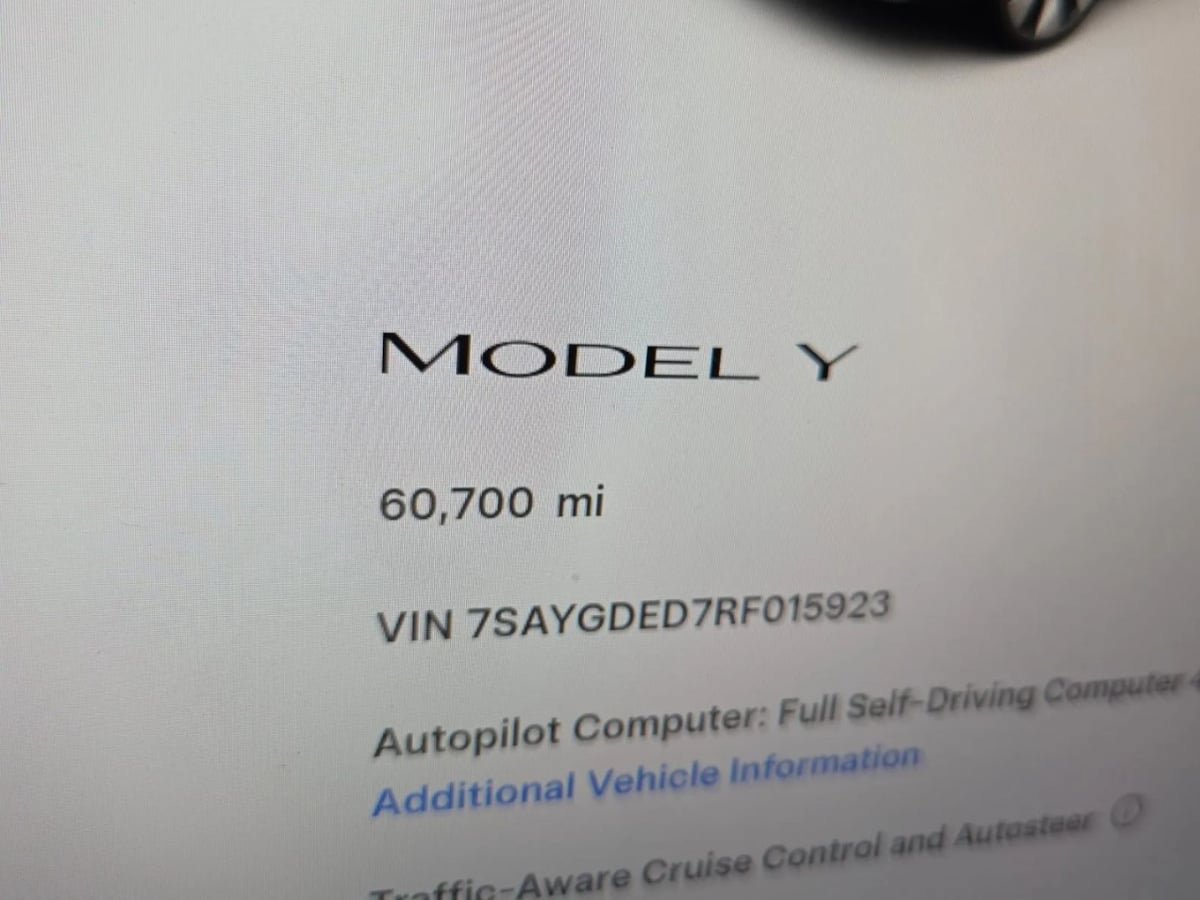Used 2024 Tesla Model Y Long Range RWD image 5