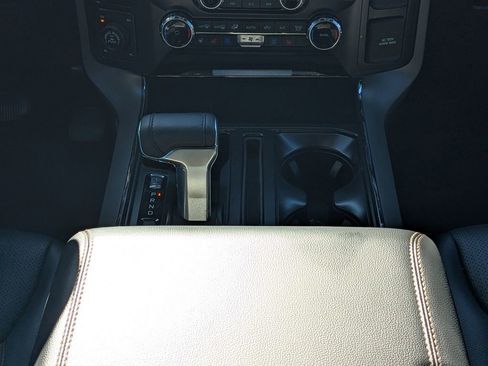 Used 2024 Ford F150 Lariat w/ FX4 Off-Road Package image 15