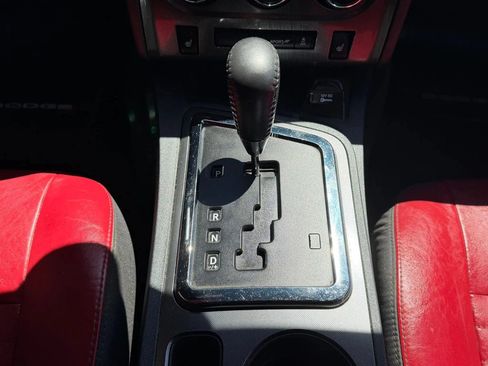 Used 2012 Dodge Challenger SXT RWD image 31