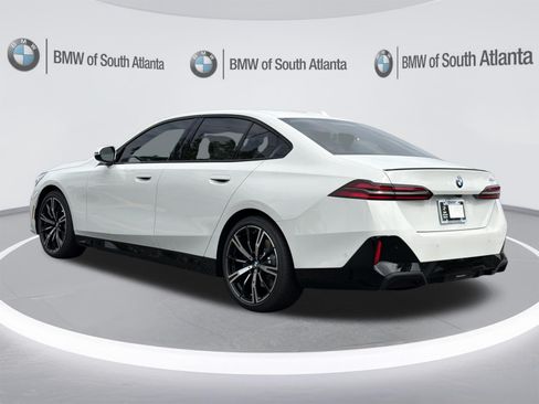 New 2027 BMW 530i w/ M Sport Package RWD image 24