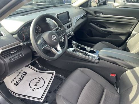 Used 2023 Nissan Altima 2.5 SV image 21
