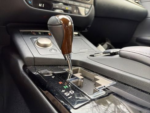 Used 2013 Lexus ES 350 image 17