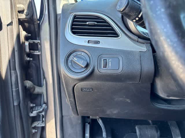 Used 2016 Dodge Journey Crossroad w/ Rear Seat Video Group I FWD image 10
