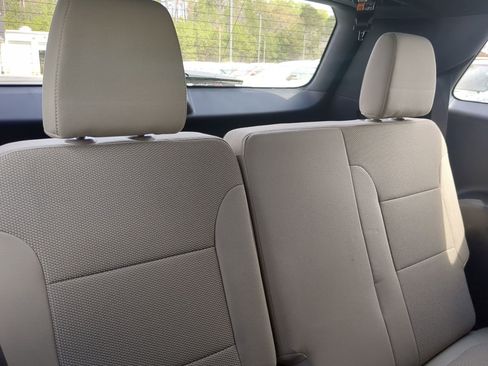 Used 2023 Chevrolet Traverse LS image 26