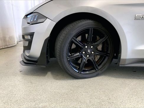 Used 2020 Ford Mustang GT Premium w/ Black Accent Package RWD image 19