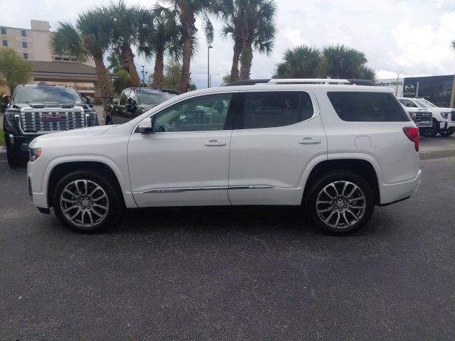 Used 2023 GMC Acadia Denali w/ Denali Ultimate Package FWD image 7