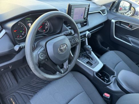 Certified 2022 Toyota RAV4 XLE image 12