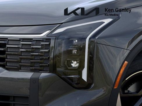 New 2026 Kia Sportage EX image 10