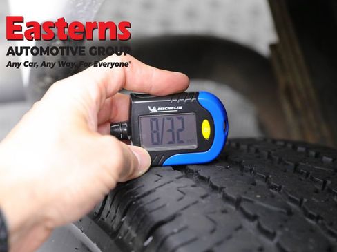 Used 2019 Chevrolet Express 2500 w/ Safety Package RWD image 27