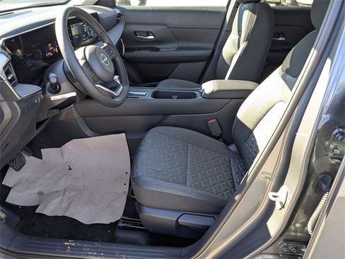 New 2026 Nissan Kicks SV image 12