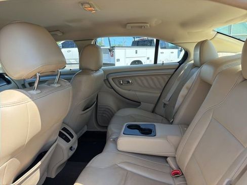 Used 2014 Ford Taurus SEL w/ Equipment Group 201A image 8
