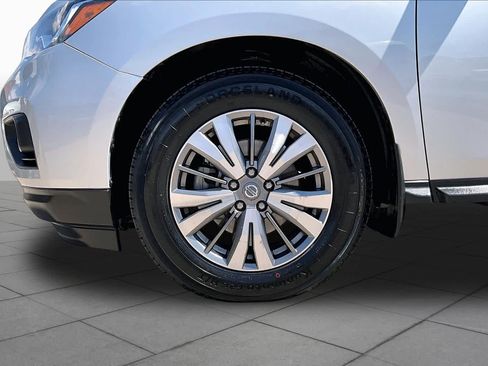 Used 2020 Nissan Pathfinder S FWD image 10