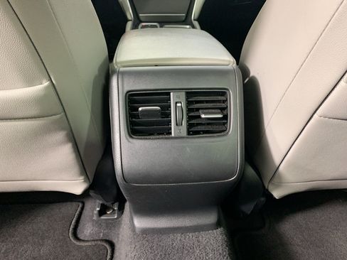 Used 2020 Honda Accord Touring image 34