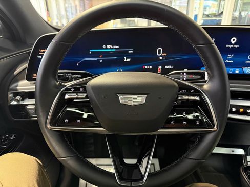 Used 2024 Cadillac Lyriq Tech AWD/4WD image 13