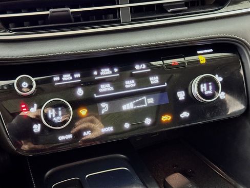 Used 2023 INFINITI QX60 Luxe image 19