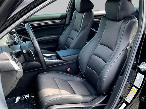 Used 2022 Honda Accord Sport image 8