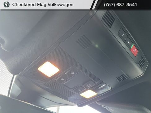 Used 2023 Volkswagen Jetta Sport image 19