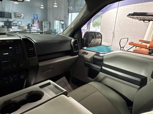 Used 2016 Ford F150 XL w/ Equipment Group 101A Mid AWD/4WD image 26