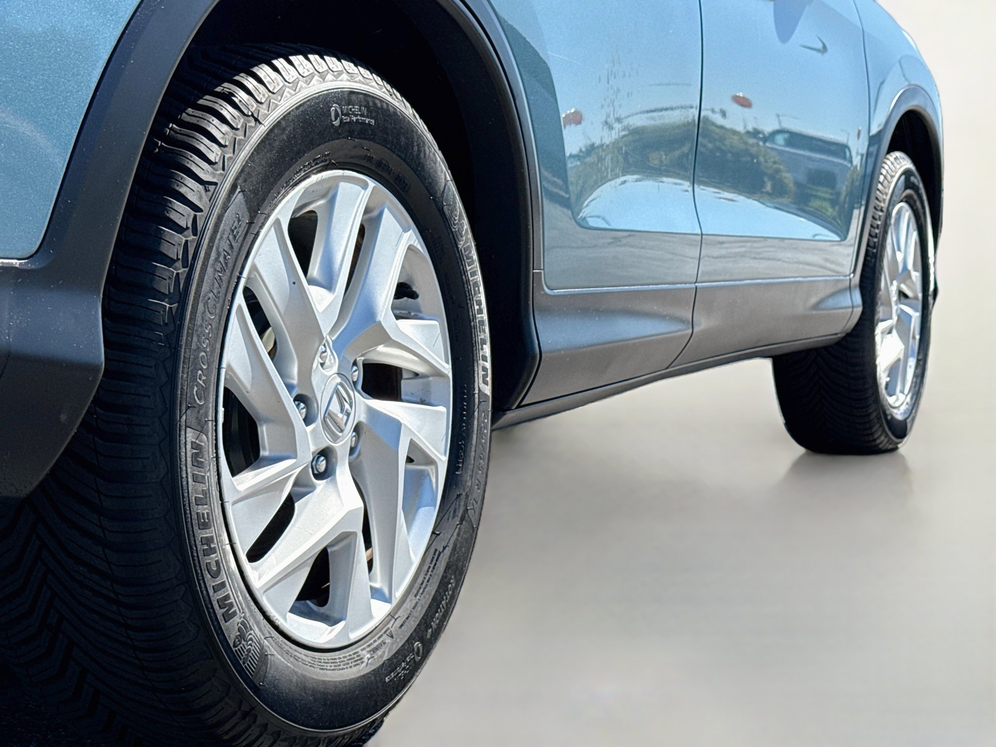 Used 2015 Honda CR-V EX image 9