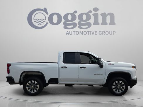 Certified 2025 Chevrolet Silverado 2500 Custom w/ Custom Value Package AWD/4WD image 6