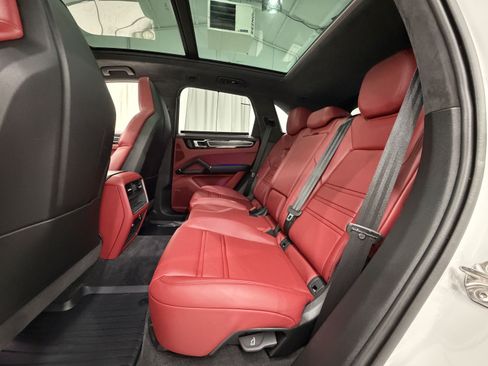 Certified 2023 Porsche Cayenne GTS AWD/4WD image 22