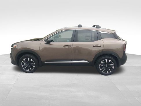 New 2026 Nissan Kicks SV w/ Cold Weather Package AWD/4WD image 3
