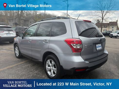 Used 2015 Subaru Forester 2.5i Premium w/ All-Weather Package AWD/4WD image 7