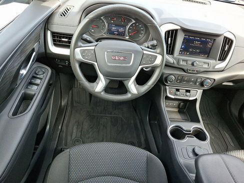 Certified 2022 GMC Terrain SLE image 11