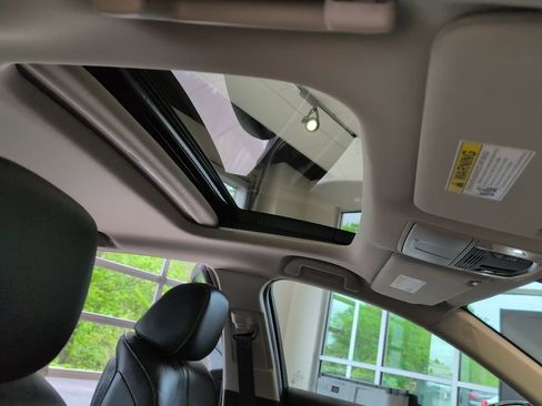 Certified 2025 Acura TLX w/ Technology Package FWD image 55