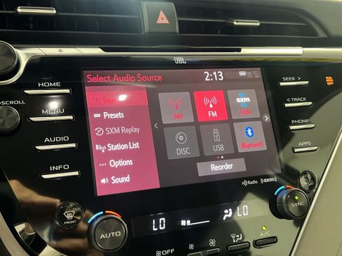 Used 2018 Toyota Camry XLE w/ Audio Package FWD image 19