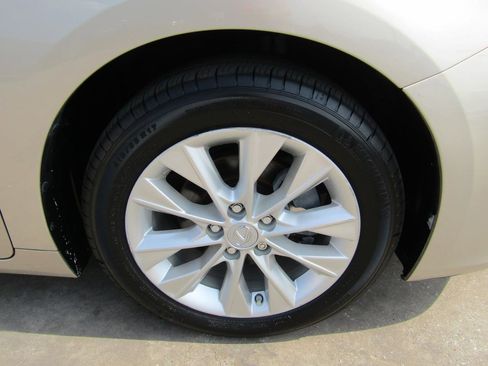 Used 2015 Lexus ES 300h w/ Premium Package w/Bamboo Trim image 7